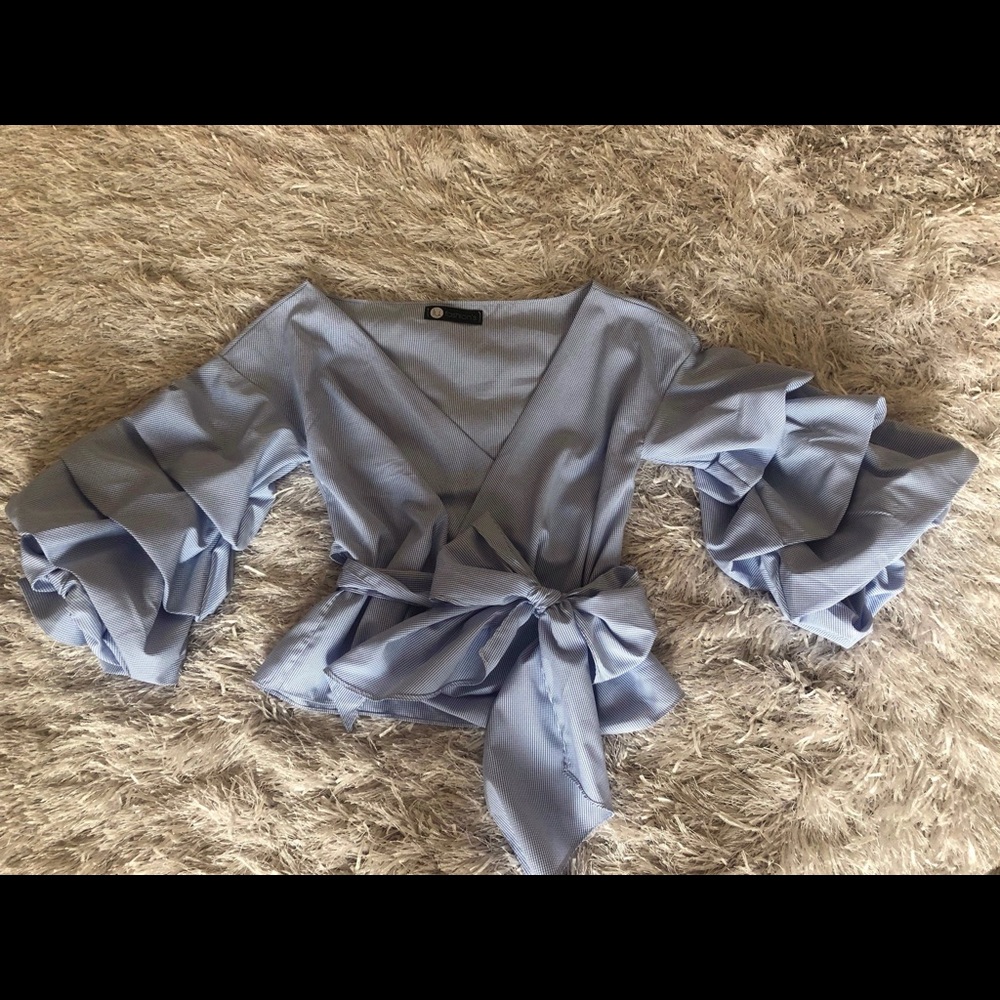 D' Paseo Boutique blouse size Small